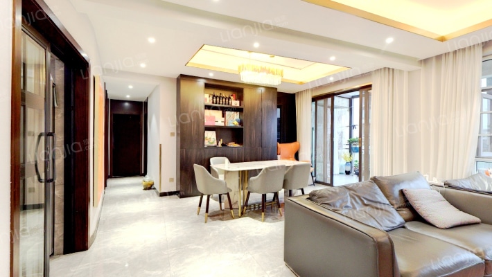 蓝山美树二手房实景图