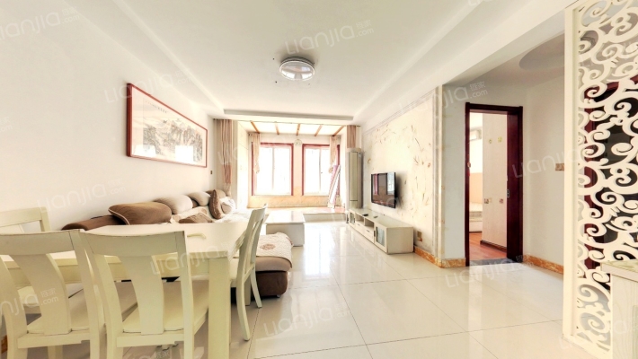 壹品华庭二手房实景图