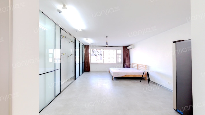 龙泰富苑二手房实景图