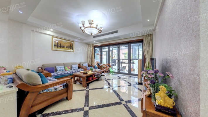 雅仕阁二手房实景图