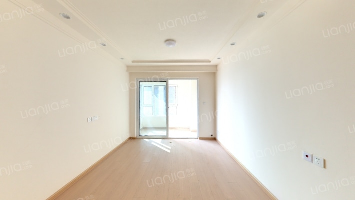 绿地晖悦花园二手房实景图