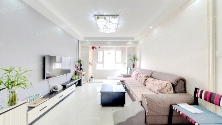 万象新天哈佛郡二手房实景图