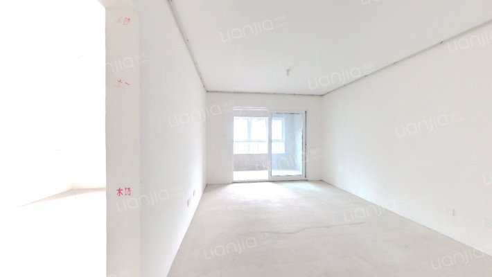 万科红郡二手房实景图