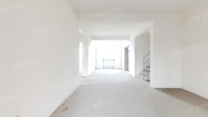 西贵堂二手房实景图