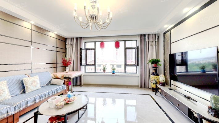 御龙湾二手房实景图