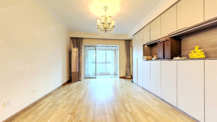 爱这城三期二手房实景图