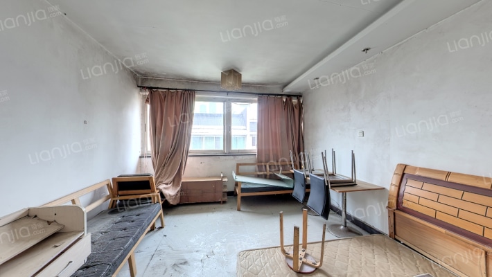 市建委宿舍二手房实景图