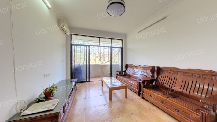 温泉镇荔园路二手房实景图