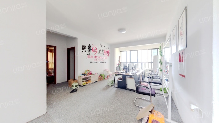 洪大赣江城二手房实景图