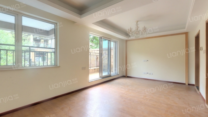 蓝光青城河谷国际度假区二手房实景图