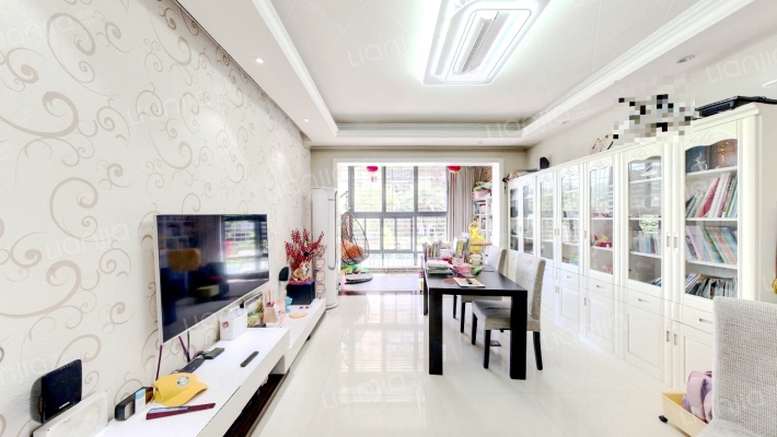 碧海蓝天东区二手房实景图