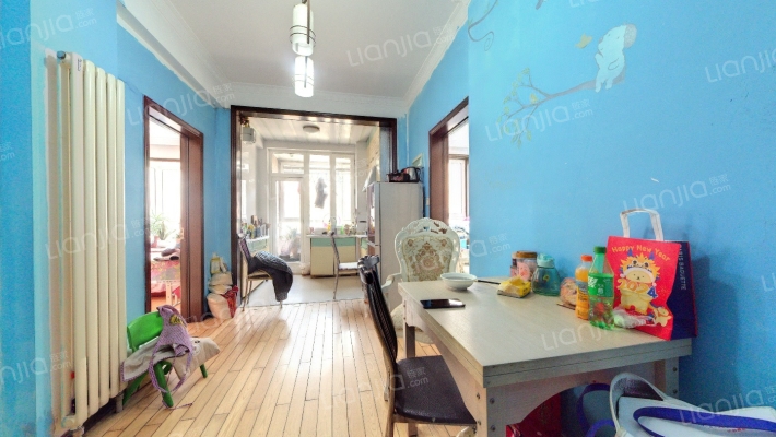 泊林阳光A区二手房实景图