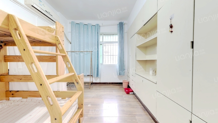 临江府小区二手房实景图