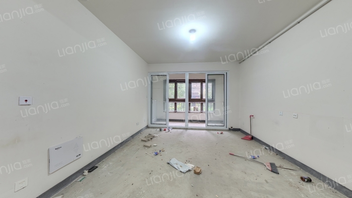 荣盛隽峰雅苑二手房实景图