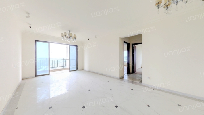 郑州碧桂园湖光山色二手房实景图