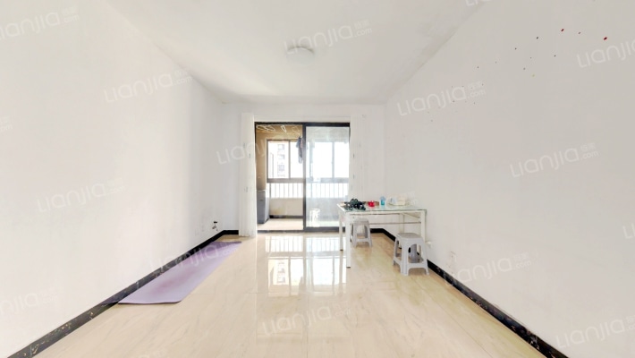 华地翡翠蓝湾二手房实景图