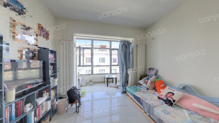 学府绿景苑二手房实景图