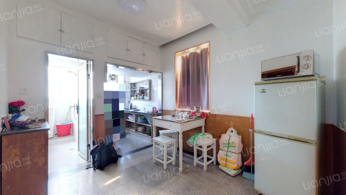 安德里40号二手房实景图