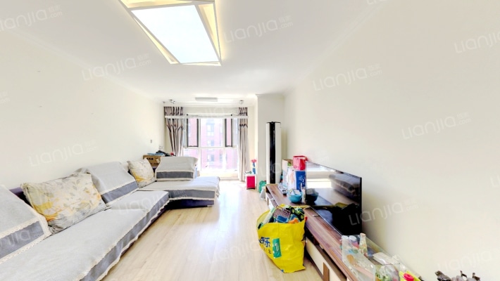 宏发英里蓝湾二手房实景图