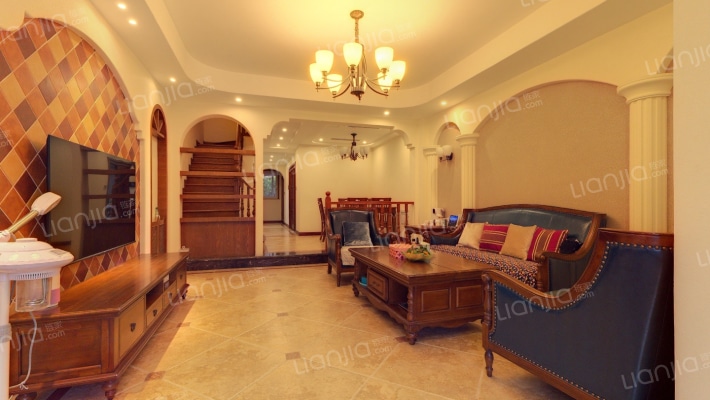 鹭岛青城山社区二手房实景图