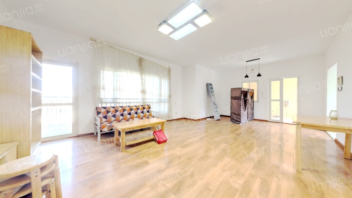 棕榈湖国际社区二手房实景图