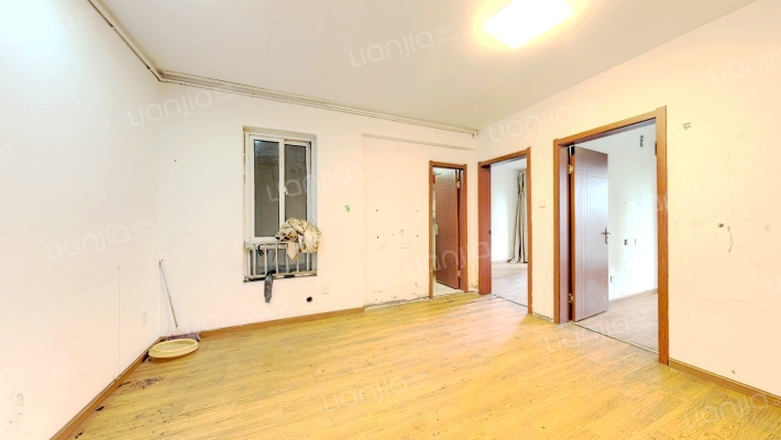 德泽家园二手房实景图