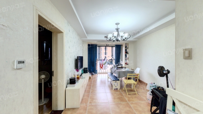 清风泰安苑东区二手房实景图