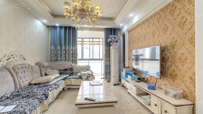 梨韵华府二手房实景图