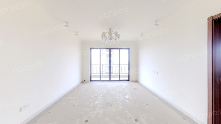 郑州碧桂园湖光山色二手房实景图