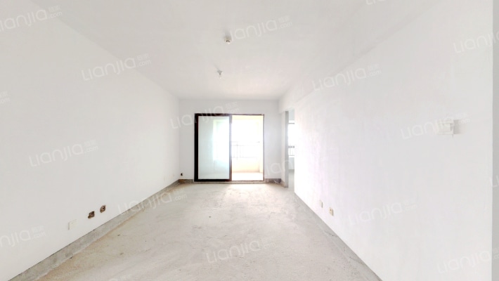 禹洲卢卡小镇二手房实景图