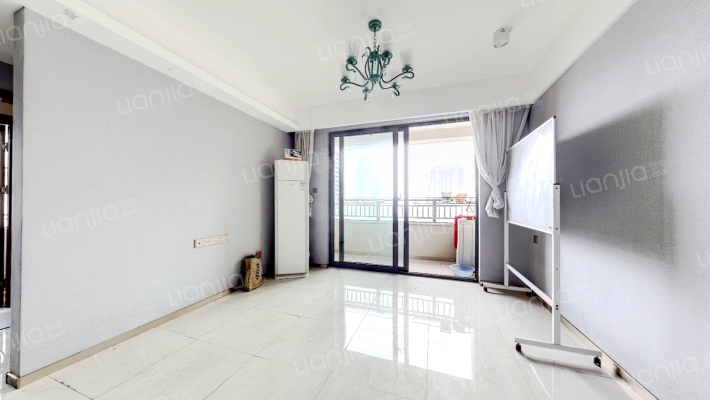 世界城香榭丽舍二手房实景图