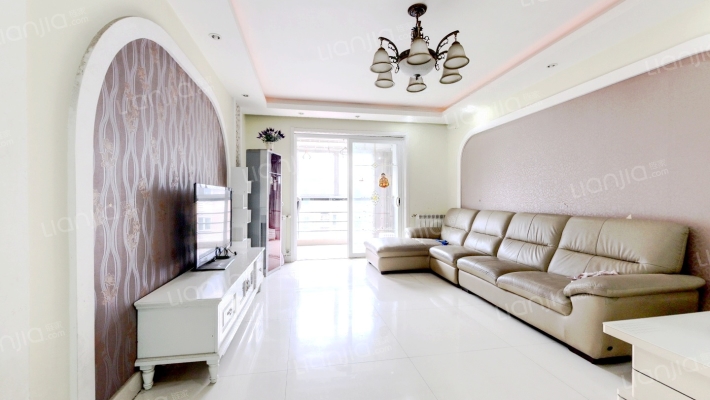 恒辉翡翠花园二手房实景图