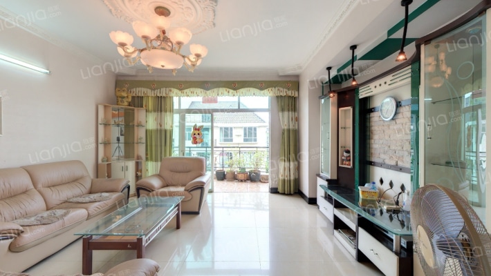 俊景花园C区二手房实景图