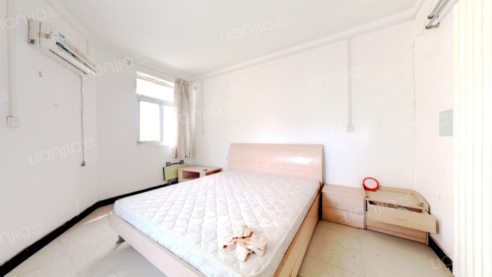 石桥街2号二手房实景图