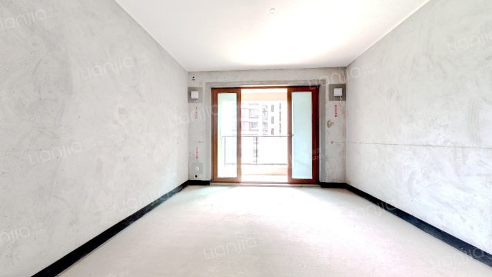 碧桂园保利云禧三期二手房实景图