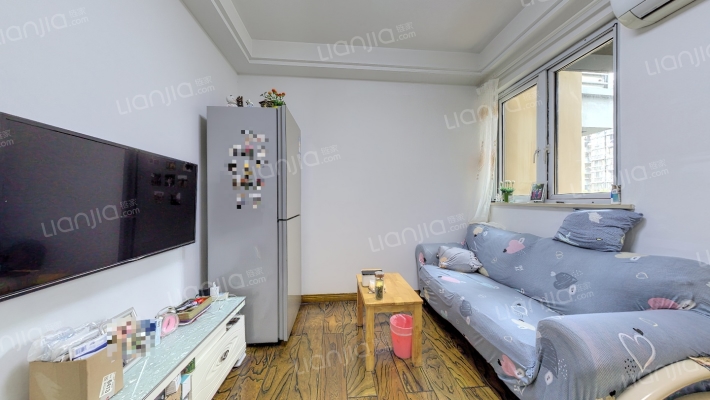 郡枫绿园东区二手房实景图