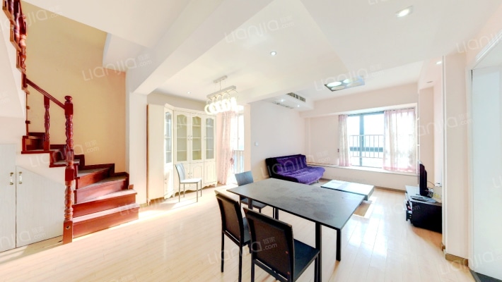 睿尚MOHO二手房实景图