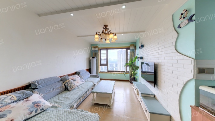 融创凡尔赛领馆二期二手房实景图