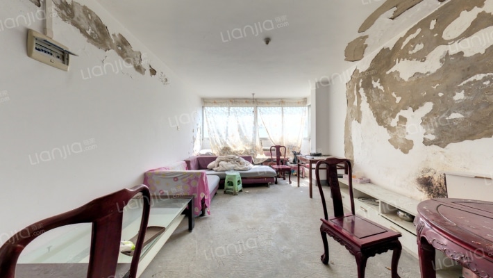 见龙洞路125号二手房实景图