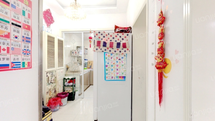 浦园村小区二手房实景图