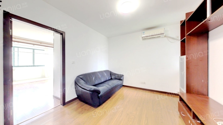 莲溪三村二手房实景图