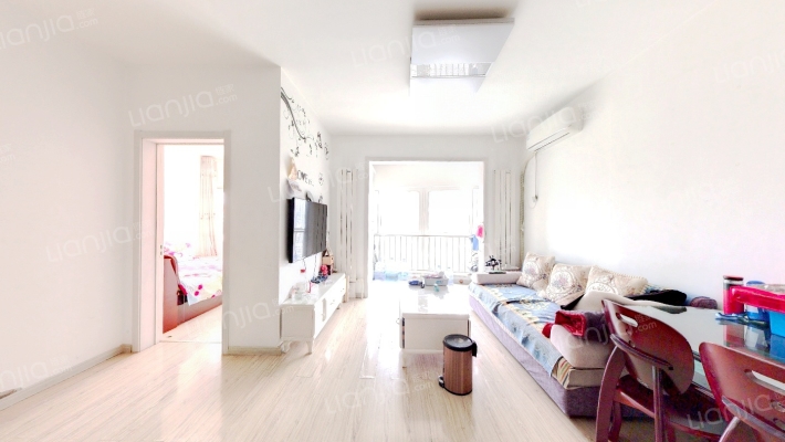 香逸中央二手房实景图