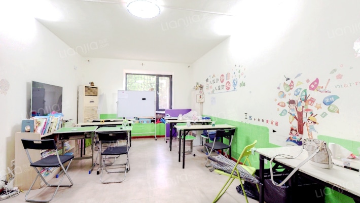 先春园泉春里二手房实景图