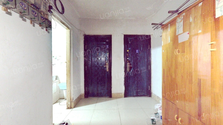 中华西村二手房实景图