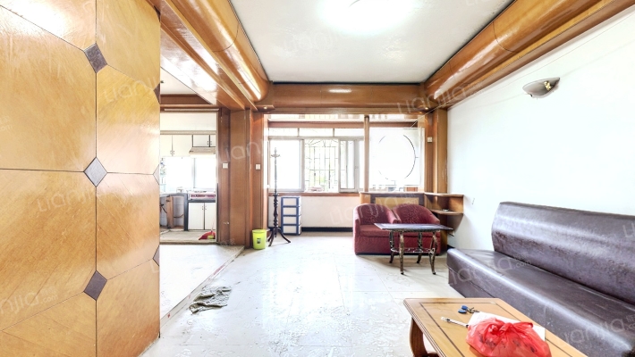 公路局宿舍二手房实景图