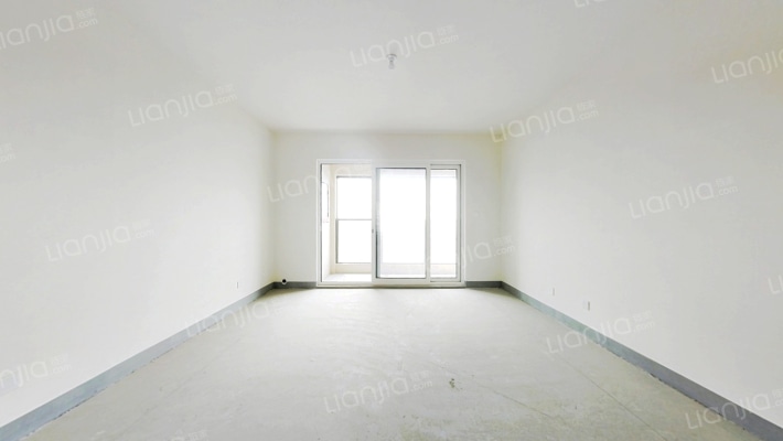 融创·瑷颐湾C区二手房实景图