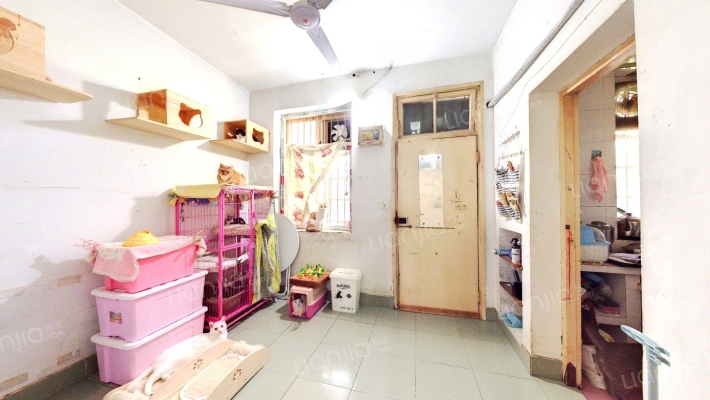 定淮门2号二手房实景图