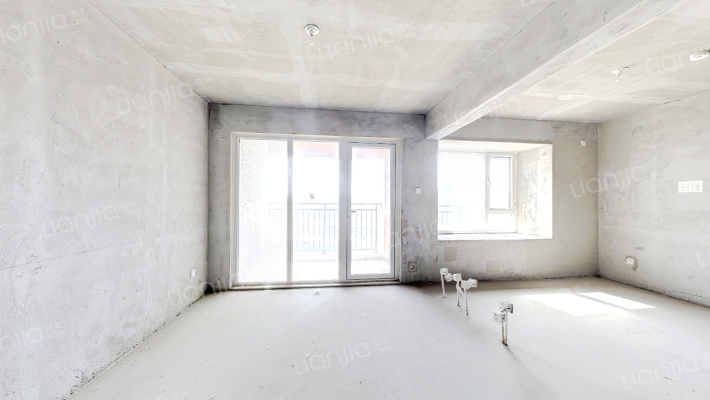 万城华府二手房实景图