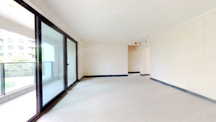 龙湖两江郦湾一期蓝屿二手房实景图