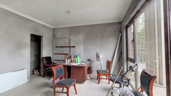 中南菩悦春山听湖院二手房实景图